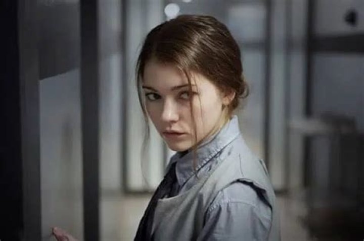 Katie Douglas: Wiki (Believe Me Actress), Age, Height, Boyfriend, Family