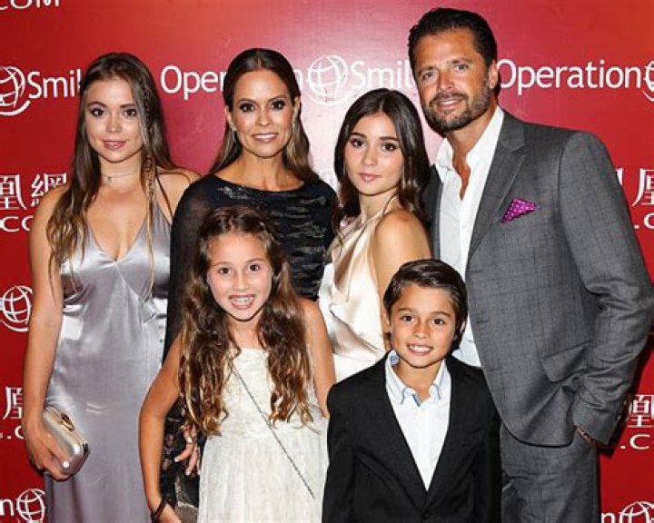 The Blended family of Former Dancing with the Stars co-host Brooke Burke