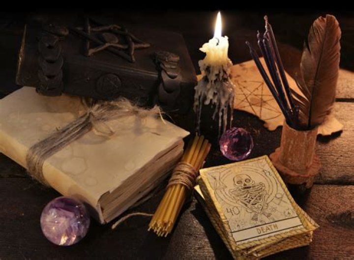 This Witches Opinion on Curses, Hexes & Black Magic -